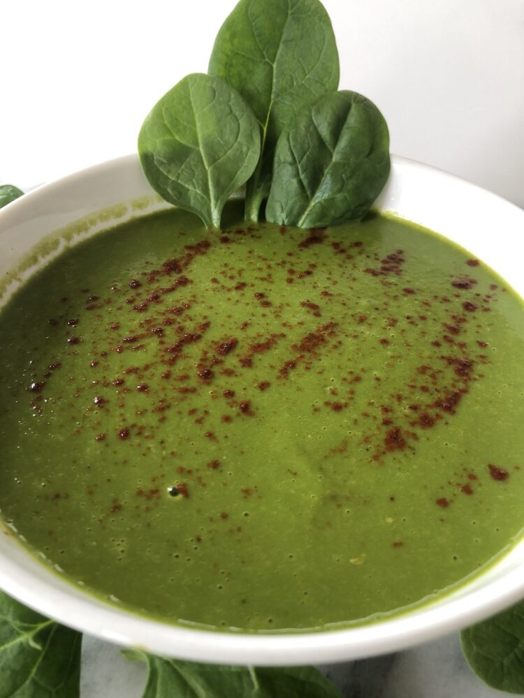 Healthy and Fresh Spinach Soup